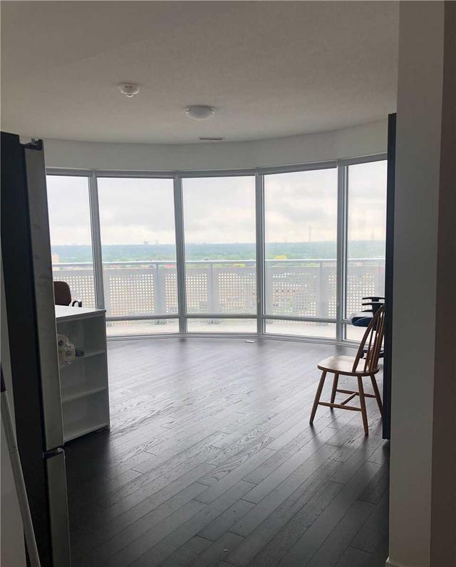 816 - 2520 Eglinton Ave W, Condo with 2 bedrooms, 2 bathrooms and 1 parking in Mississauga ON | Image 15