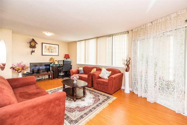 1002 - 21 Markbrook Lane, Condo with 2 bedrooms, 2 bathrooms and 1 parking in Toronto ON | Image 3