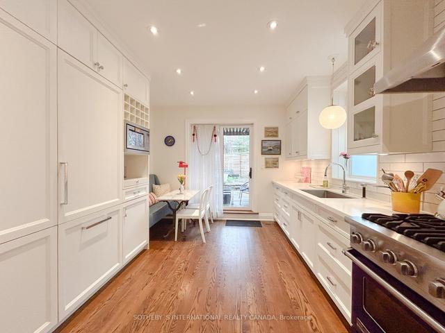 18 Geneva Ave, House attached with 3 bedrooms, 2 bathrooms and 1 parking in Toronto ON | Image 7