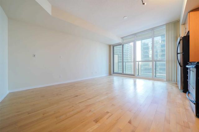 1403 - 65 Bremner Blvd, Condo with 0 bedrooms, 1 bathrooms and 0 parking in Toronto ON | Image 15