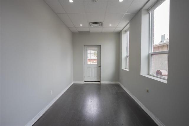 a - 166 John Street S, Condo with 1 bedrooms, 1 bathrooms and null parking in Hamilton ON | Image 17