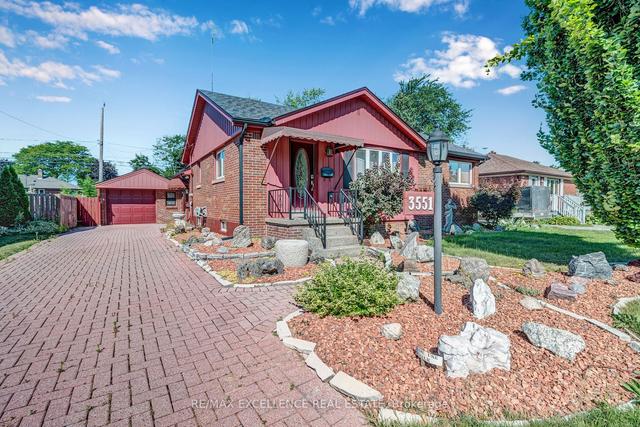 3551 Dominion Blvd, House detached with 3 bedrooms, 3 bathrooms and 5 parking in Windsor ON | Image 23