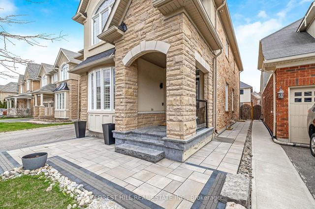294 Silver Crt, House detached with 4 bedrooms, 5 bathrooms and 6 parking in Milton ON | Image 12