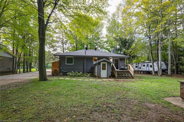 7744 36/37 Nottawasaga Sideroad, House detached with 3 bedrooms, 1 bathrooms and 16 parking in Clearview ON | Image 35