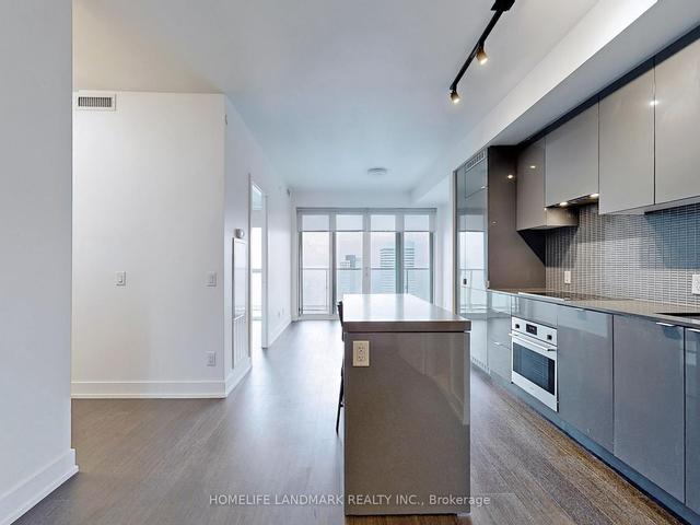 3806 - 7 Grenville St, Condo with 1 bedrooms, 1 bathrooms and 0 parking in Toronto ON | Image 25