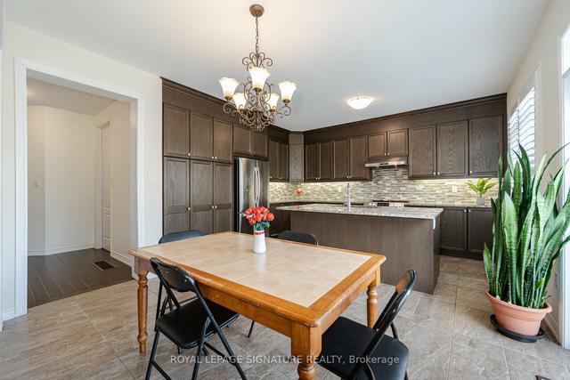 197 Thornbush Blvd, House detached with 4 bedrooms, 4 bathrooms and 5 parking in Brampton ON | Image 3