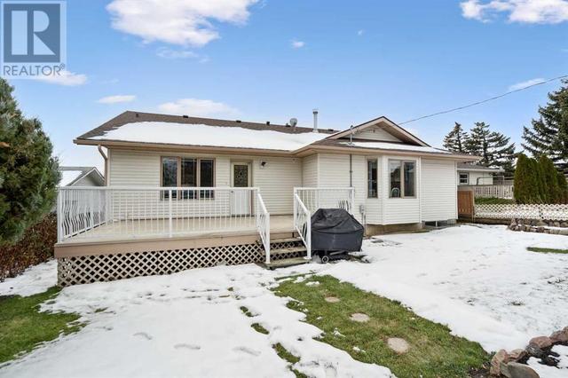 706 Royal Drive, House detached with 4 bedrooms, 2 bathrooms and 4 parking in Trochu AB | Image 41