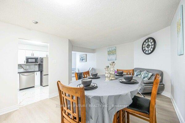 610 - 61 Markbrook Lane, Condo with 2 bedrooms, 2 bathrooms and 1 parking in Toronto ON | Image 4