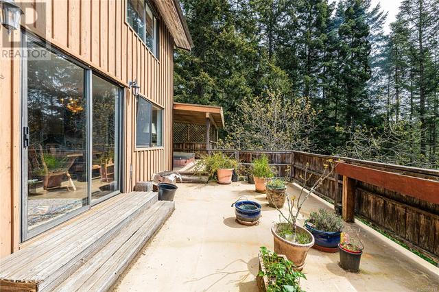 777 Beaver Point Rd, House detached with 4 bedrooms, 3 bathrooms and 6 parking in Saltspring Island BC | Image 34