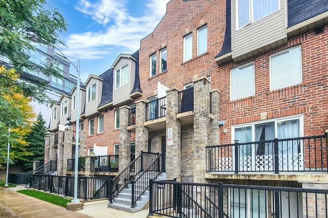 2124 - 115 George Appleton Way, Townhouse with 2 bedrooms, 1 bathrooms and 1 parking in Toronto ON | Card Image