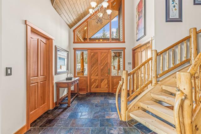 37 Eagle Landing, House detached with 5 bedrooms, 3 bathrooms and 6 parking in Canmore AB | Image 6