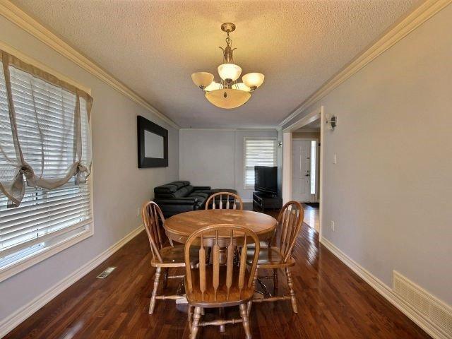 81 Sandmere Ave, House attached with 3 bedrooms, 3 bathrooms and 3 parking in Brampton ON | Image 5