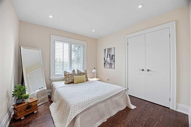1878-a Keele St W, House semidetached with 3 bedrooms, 4 bathrooms and 4 parking in Toronto ON | Image 9
