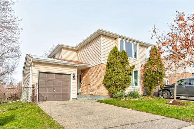 46 - 175 Elm Ridge Drive, House attached with 3 bedrooms, 1 bathrooms and 2 parking in Kitchener ON | Image 2