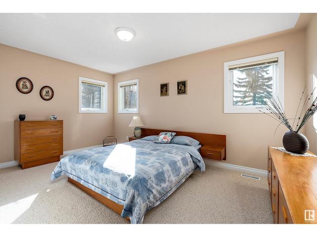 248 Lakeshore Dr, House detached with 5 bedrooms, 4 bathrooms and null parking in Grandview AB | Image 39