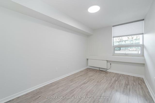 208 - 121 Ling Rd, Condo with 2 bedrooms, 2 bathrooms and 1 parking in Toronto ON | Image 6