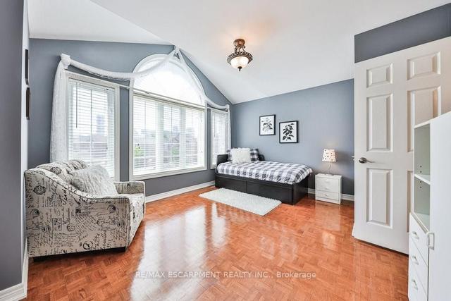 108 Danielson Crt, House detached with 4 bedrooms, 5 bathrooms and 7 parking in Mississauga ON | Image 15