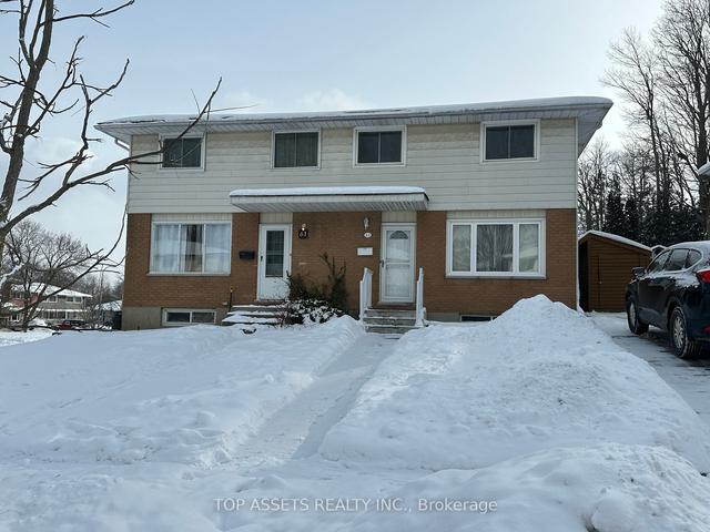 63 Ingleside Dr, House semidetached with 3 bedrooms, 2 bathrooms and 2 parking in Kitchener ON | Image 11