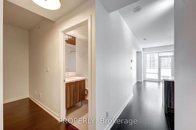 3401 - 21 Widmer St, Condo with 1 bedrooms, 2 bathrooms and 1 parking in Toronto ON | Image 27