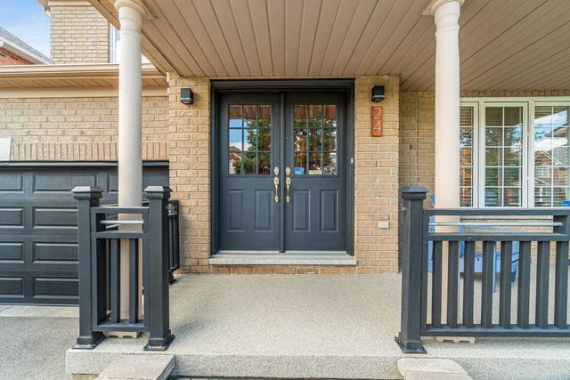24 Leopard Gate, House detached with 3 bedrooms, 3 bathrooms and 6 parking in Brampton ON | Image 32