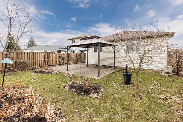 42 Assiniboine Dr, House detached with 3 bedrooms, 2 bathrooms and 5 parking in Barrie ON | Image 15