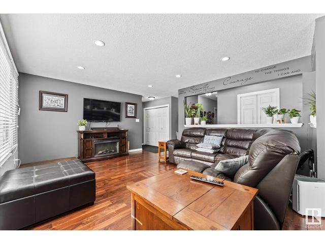29 Sylvan Dr, House detached with 4 bedrooms, 3 bathrooms and 4 parking in St. Albert AB | Image 9