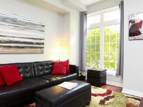 th 4 - 6 Wellesley Pl, House attached with 2 bedrooms, 3 bathrooms and 1 parking in Toronto ON | Image 3