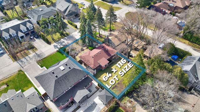 24 Golfcrest Rd, House detached with 2 bedrooms, 1 bathrooms and 4 parking in Toronto ON | Image 31