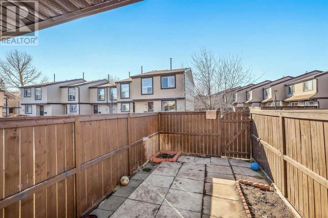 80, - 3029 Rundleson Road Ne, House attached with 3 bedrooms, 1 bathrooms and 1 parking in Calgary AB | Image 29