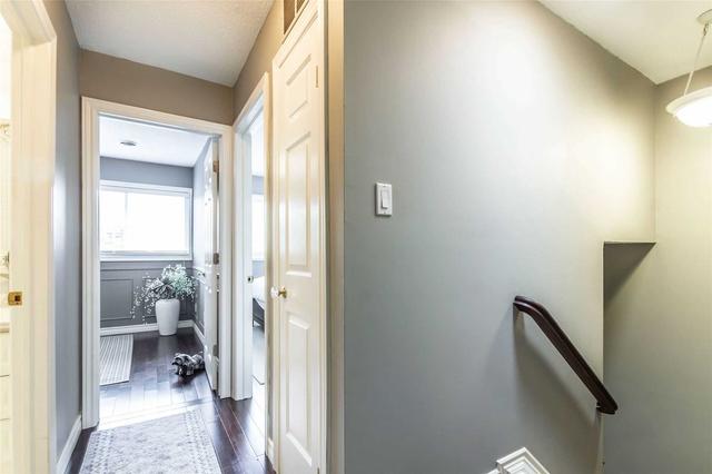 6 - 1572 Kerns Rd, Townhouse with 3 bedrooms, 3 bathrooms and 2 parking in Burlington ON | Image 14