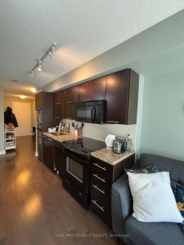 413 - 126 Simcoe St, Condo with 1 bedrooms, 1 bathrooms and 0 parking in Toronto ON | Image 4