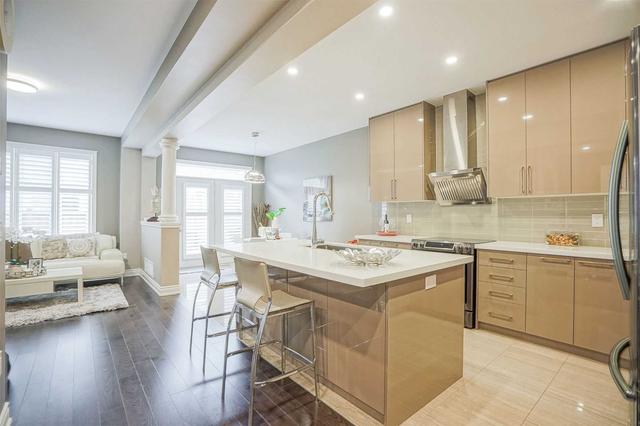 569 Settlers Rd W, House semidetached with 4 bedrooms, 4 bathrooms and 2 parking in Oakville ON | Image 23