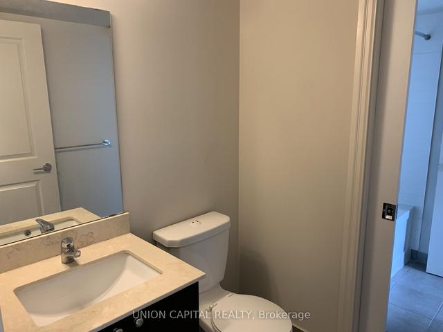 923 - 8110 Birchmount Rd, Condo with 1 bedrooms, 1 bathrooms and 1 parking in Markham ON | Image 3
