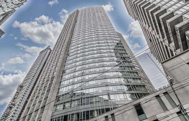 3009 - 210 Victoria St, Condo with 0 bedrooms, 1 bathrooms and 0 parking in Toronto ON | Image 1