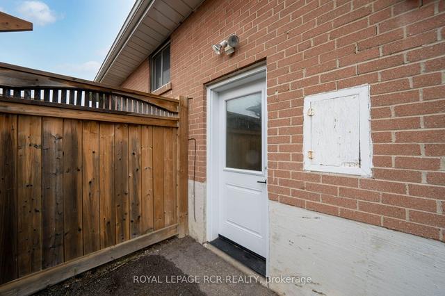 6 Ridgetop Ave, House detached with 3 bedrooms, 3 bathrooms and 4 parking in Brampton ON | Image 10