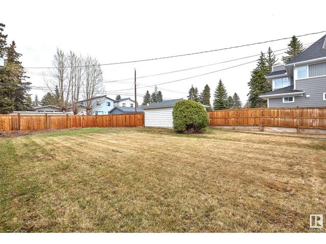 8938 Windsor Rd Nw, House detached with 5 bedrooms, 2 bathrooms and null parking in Edmonton AB | Image 42