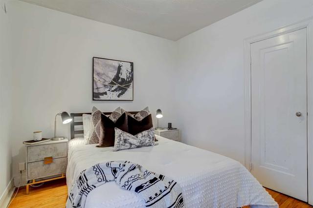 112 George St, House detached with 2 bedrooms, 2 bathrooms and 5 parking in Toronto ON | Image 21