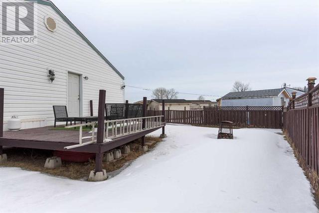 121 Grant Bay, House other with 4 bedrooms, 2 bathrooms and 5 parking in Wood Buffalo AB | Image 36