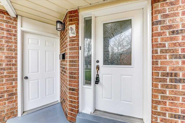 6 Tipton Cres, House detached with 3 bedrooms, 3 bathrooms and 4.5 parking in Ajax ON | Image 31