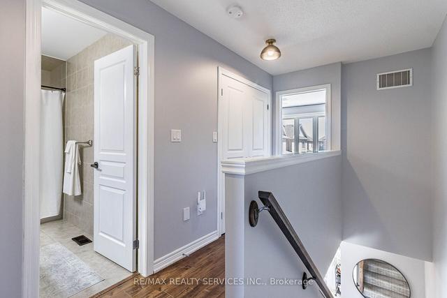 4135 Palermo Common, Townhouse with 2 bedrooms, 3 bathrooms and 1 parking in Burlington ON | Image 3