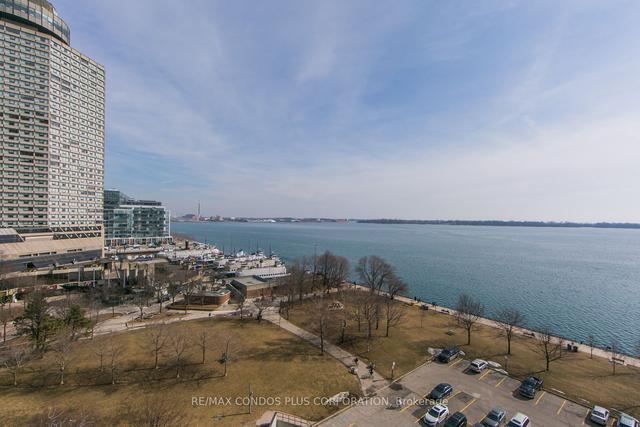 1001 - 33 Harbour Sq, Condo with 1 bedrooms, 1 bathrooms and 1 parking in Toronto ON | Image 34