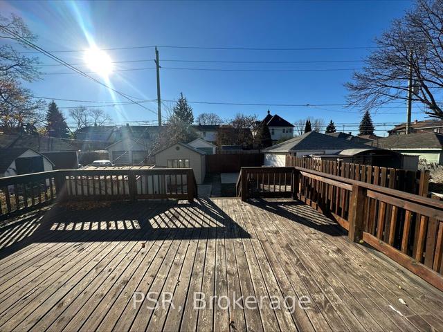 1243 Bruce St, House detached with 3 bedrooms, 2 bathrooms and 3 parking in Windsor ON | Image 9