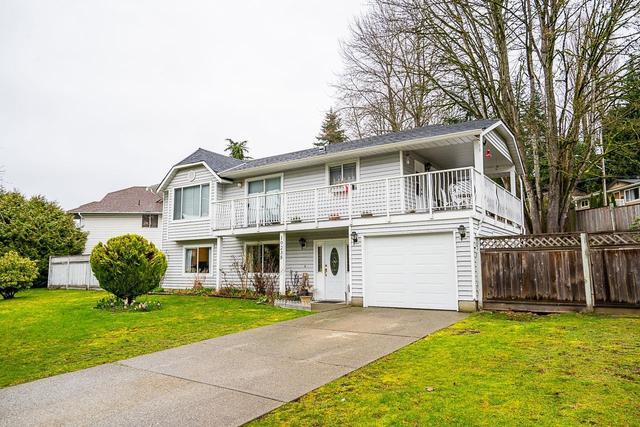 10238 Sheaves Court, House detached with 5 bedrooms, 2 bathrooms and 4 parking in Delta BC | Image 1