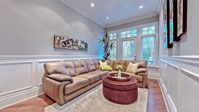 64 Riverbend Rd, House detached with 4 bedrooms, 5 bathrooms and 6 parking in Markham ON | Image 8