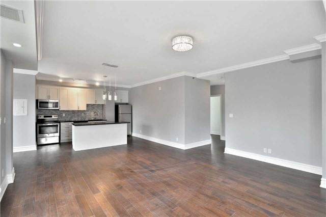 205 - 34 Plains Rd, Condo with 2 bedrooms, 2 bathrooms and 2 parking in Burlington ON | Image 10