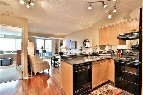 803 - 230 King St E, Condo with 2 bedrooms, 1 bathrooms and 1 parking in Toronto ON | Image 8