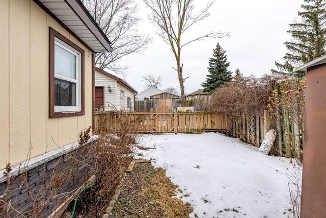 44 Keswick St, House detached with 3 bedrooms, 2 bathrooms and 4 parking in St. Catharines ON | Image 11