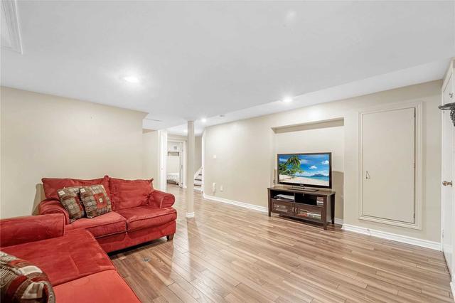 58 Matthew Dr, House detached with 3 bedrooms, 3 bathrooms and 5 parking in Vaughan ON | Image 17
