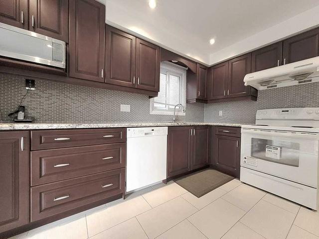 63 Marita Pl, House detached with 3 bedrooms, 4 bathrooms and 4 parking in Vaughan ON | Image 5