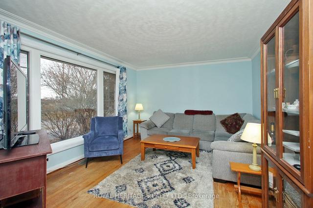 381 Elizabeth St, House detached with 3 bedrooms, 2 bathrooms and 3 parking in Oshawa ON | Image 13